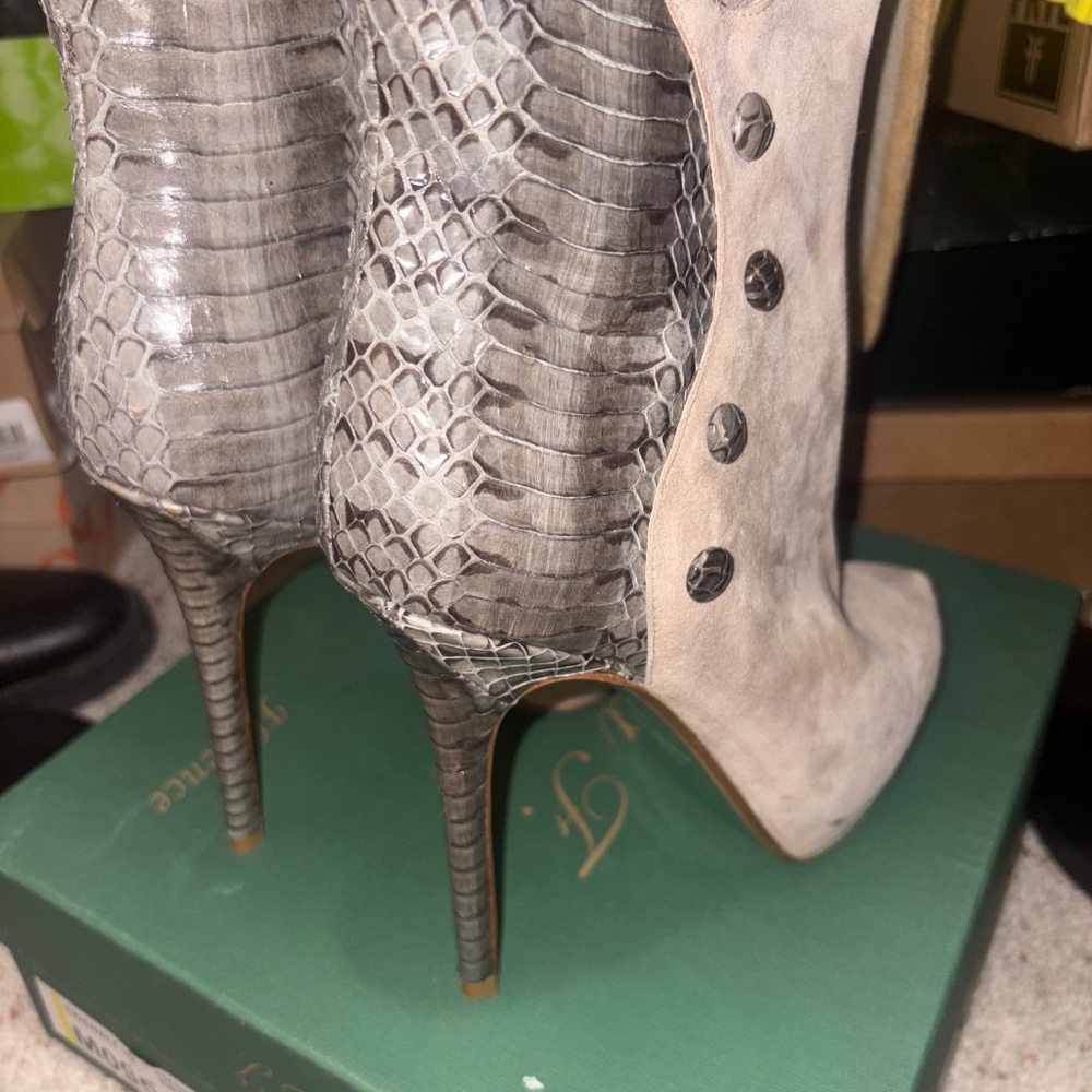 Lisa Pliner Boot - image 2